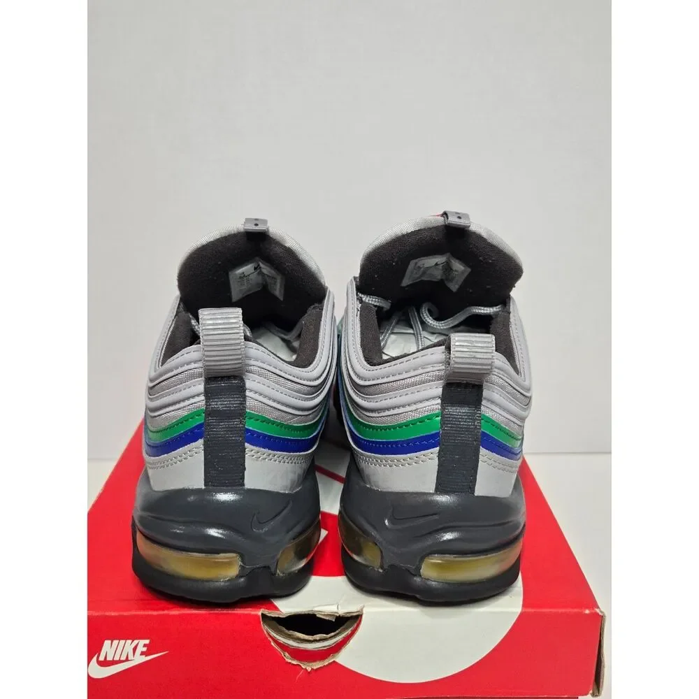 Nike legendary retro